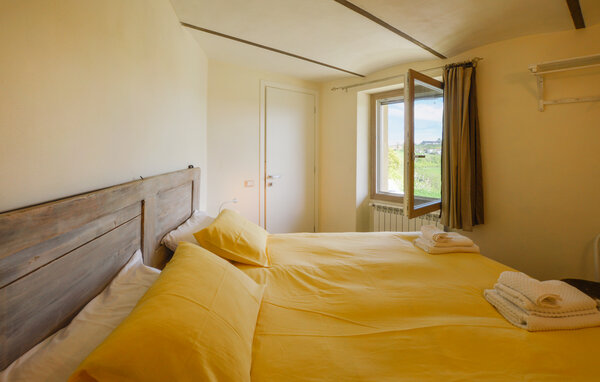 Semesterhus - Murazzano , Italien - IPL010 602
