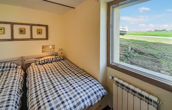 Semesterhus - Murazzano , Italien - IPL010 607