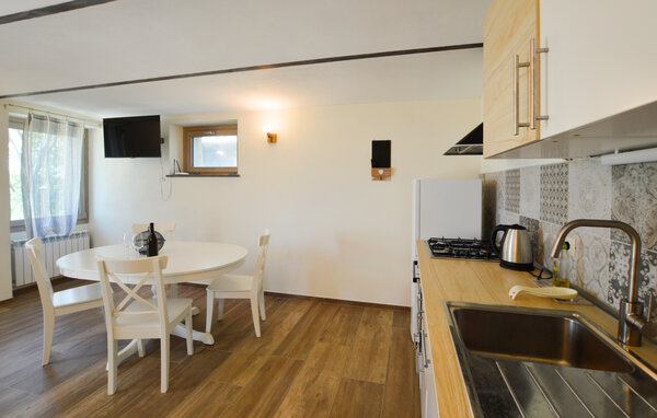 Semesterhus - Murazzano , Italien - IPL010 403
