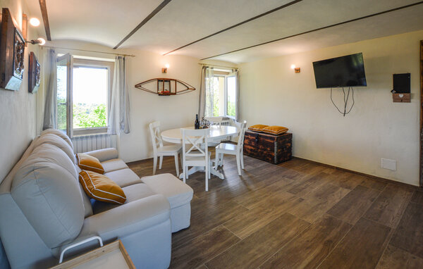 Semesterhus - Murazzano , Italien - IPL010 301