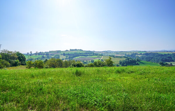 Semesterhus - Murazzano , Italien - IPL010 203
