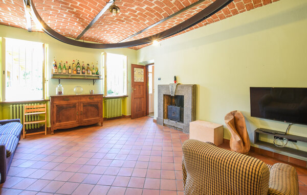 Semesterhus - Cantarana , Italien - IPL022 801