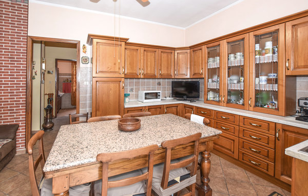 Holiday Home - Sant'Ambrogio di T. , Italy - IPL272 402