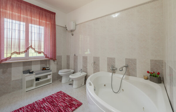 Holiday Home - Cassino , Italy - IRU006 706