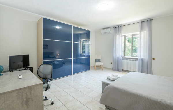 Holiday Home - Cassino , Italy - IRU006 602