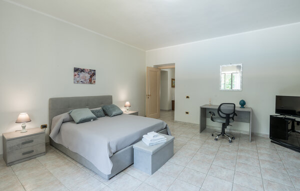 Holiday Home - Cassino , Italy - IRU006 603
