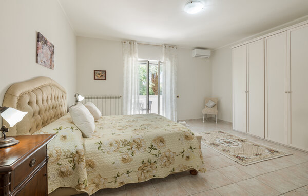 Holiday Home - Cassino , Italy - IRU006 604