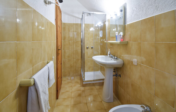 Holiday Home - Monte Scalambra , Italy - IRU011 701