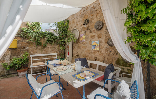 Appartamento - Sutri , Italia - IRU018 103