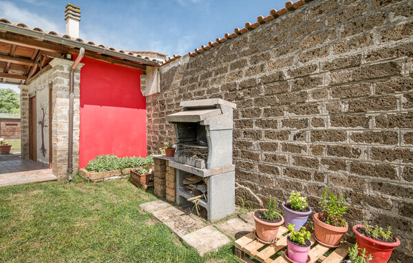 Holiday Home - Lago di Vico , Italy - IRU022 803