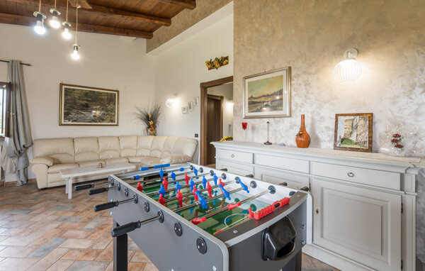 Holiday Home - Lago di Vico , Italy - IRU022 305