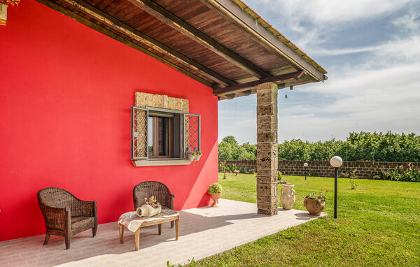 Holiday Home - Lago di Vico , Italy - IRU022 102