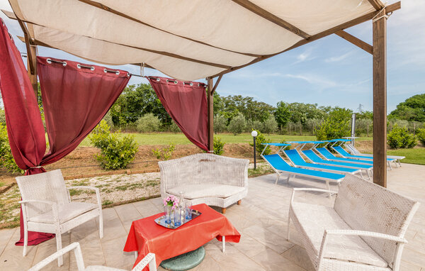Holiday Home - Lago di Vico , Italy - IRU022 17