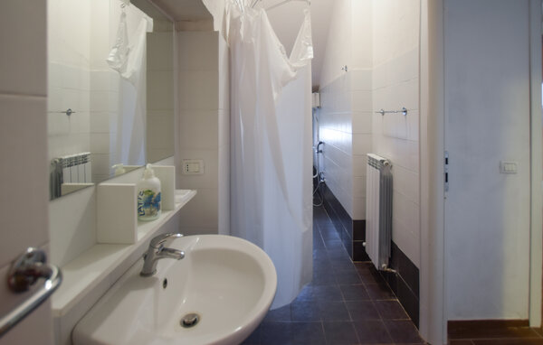 Holiday Home - Bagnoregio , Italy - IRU032 703