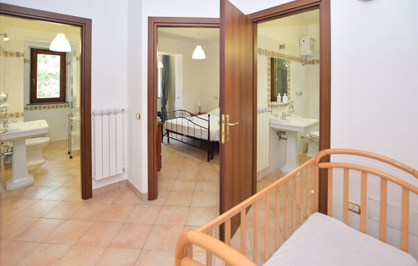 Holiday Home - Bagnoregio , Italy - IRU032 501