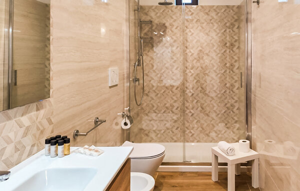 Appartamento - Civita di Bagnoregio , Italia - IRU035 701