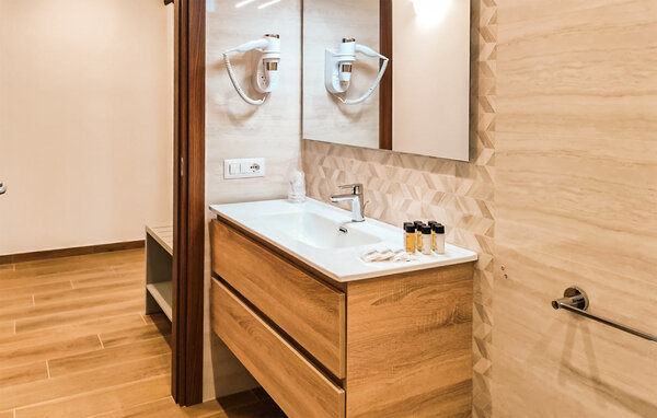 Appartamento - Civita di Bagnoregio , Italia - IRU035 703