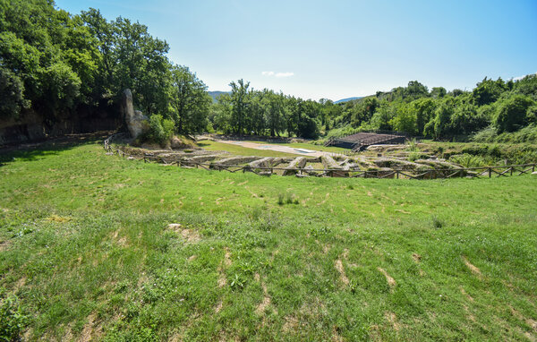 Appartamento - Monteleone Sabino , Italia - IRU036 901