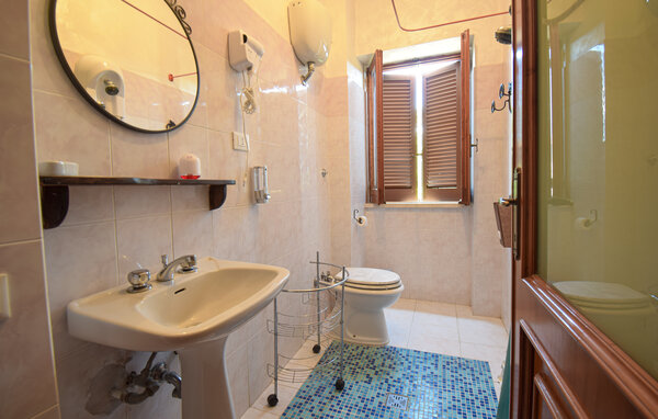 Appartamento - Monteleone Sabino , Italia - IRU036 704