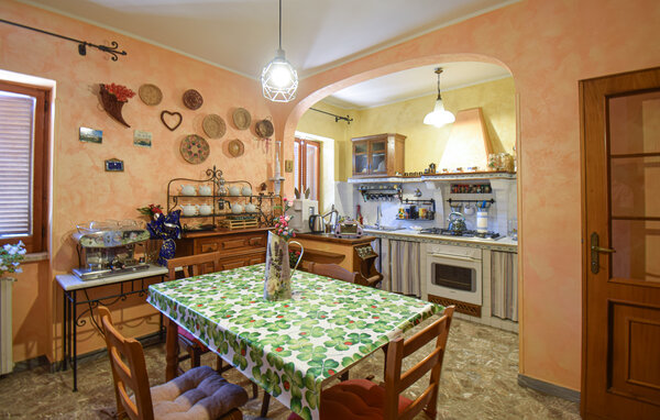 Appartamento - Monteleone Sabino , Italia - IRU036 3