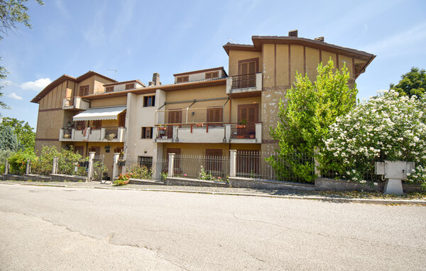 Appartamento - Monteleone Sabino , Italia - IRU036 1