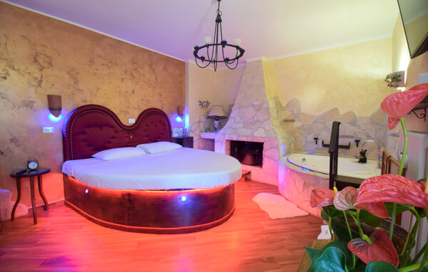 Appartamento - Monteleone Sabino , Italia - IRU036 102