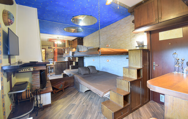 Appartement - Micigliano , Italië - IRU037 4