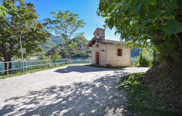 Appartement - Castel di Tora , Italie - IRU042 910