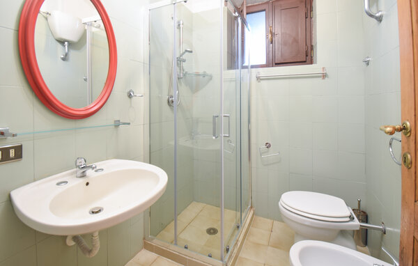 Feriehuse - Sutri , Italien - IRU043 701
