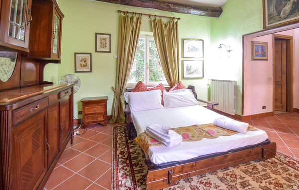 Feriehuse - Sutri , Italien - IRU043 604