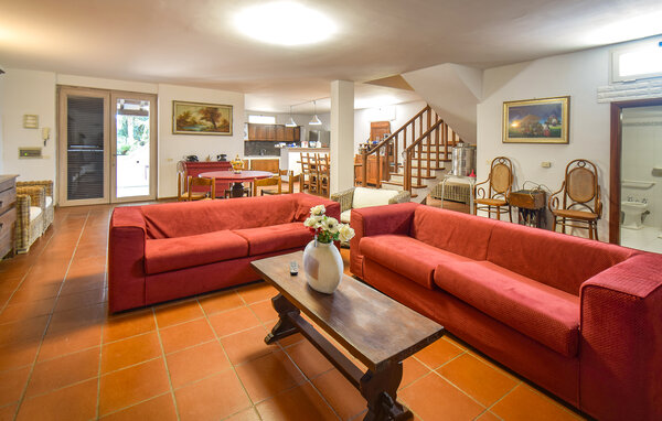 Casa de vacaciones - Monterosi , Italia - IRU044 301