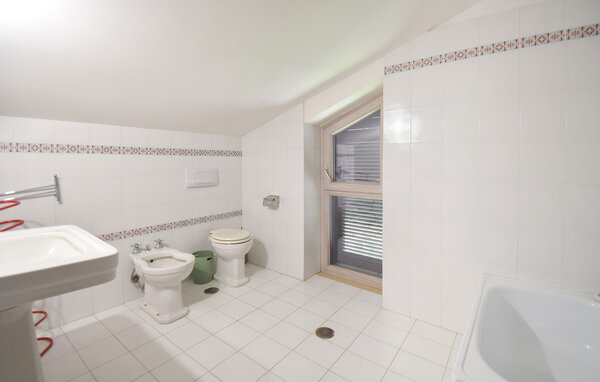 Casa vacanze - Monterosi , Italia - IRU046 701