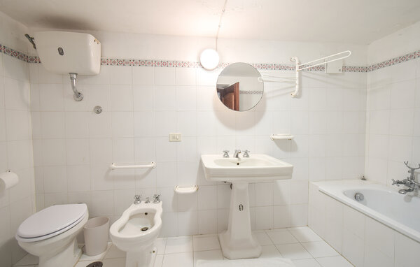 Casa vacanze - Monterosi , Italia - IRU046 702