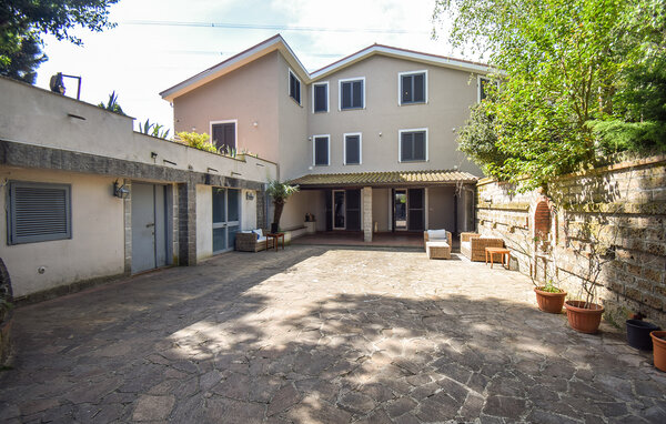 Casa vacanze - Monterosi , Italia - IRU046 83