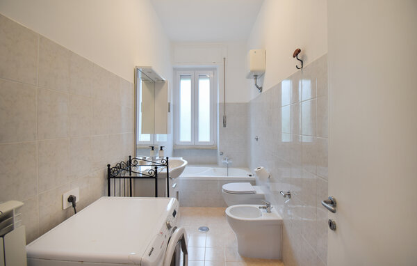 Appartement - Anguillara Sabazia , Italië - IRU049 702