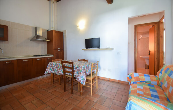 Casa vacanze - Pescia Romana , Italia - IRU052 4