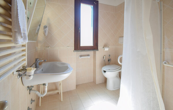 Ferienhaus - Pescia Romana , Italien - IRU053 701