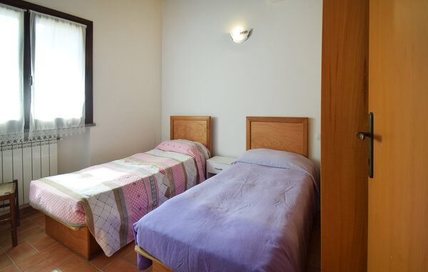 Ferienhaus - Pescia Romana , Italien - IRU053 602