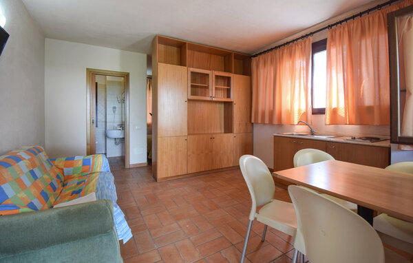 Domy wakacyjne - Pescia Romana , Wlochy - IRU054 5