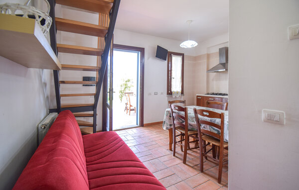 Domy wakacyjne - Pescia Romana , Wlochy - IRU055 301