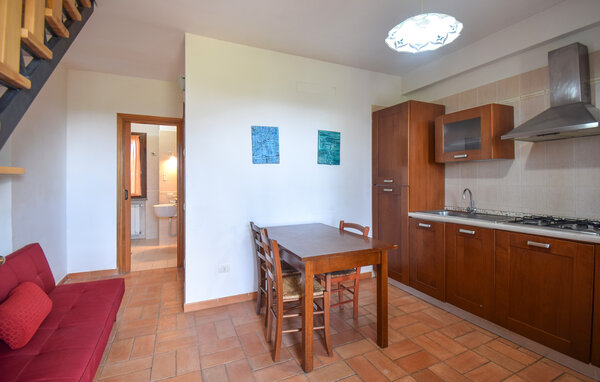 Casa vacanze - Pescia Romana , Italia - IRU056 2