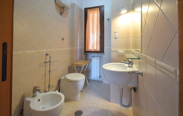 Location de vacances - Pescia Romana , Italie - IRU057 702