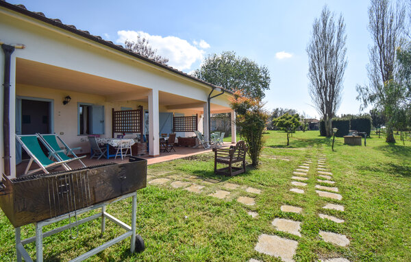 Location de vacances - Pescia Romana , Italie - IRU057 86