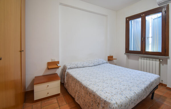 Casa vacanze - Pescia Romana , Italia - IRU058 601