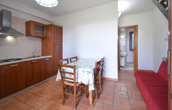 Casa vacanze - Pescia Romana , Italia - IRU058 401