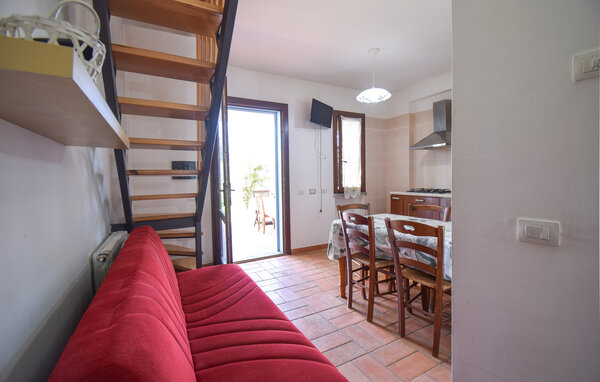 Casa vacanze - Pescia Romana , Italia - IRU058 301