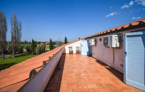 Casa vacanze - Pescia Romana , Italia - IRU058 201