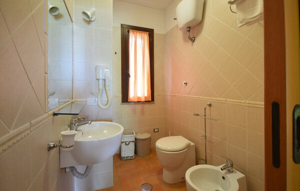 Domy wakacyjne - Pescia Romana , Wlochy - IRU059 701