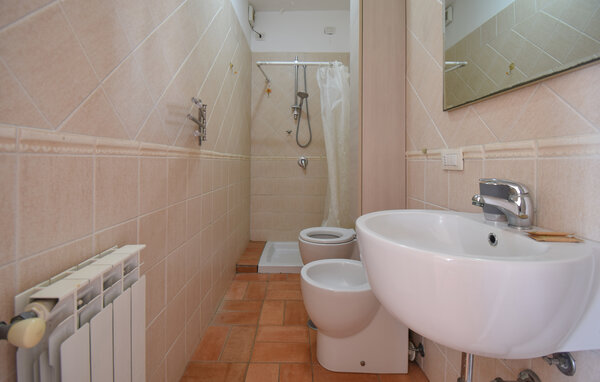 Apartman - Pescia Romana , Italija - IRU061 702