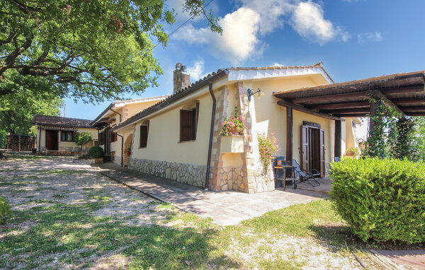 Feriehus - Selci , Italien - IRU062 2